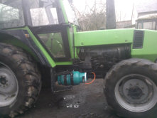 Traktor z instalacją gazową