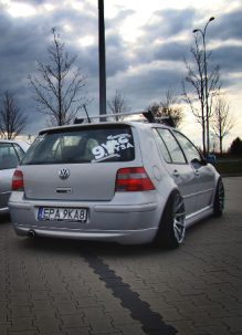 Golf po tuningu z tyłu