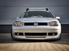 Golf po tuningu z przodu